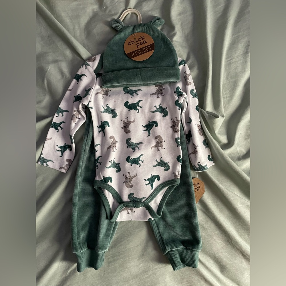 ChickPea 6-9m Outfit